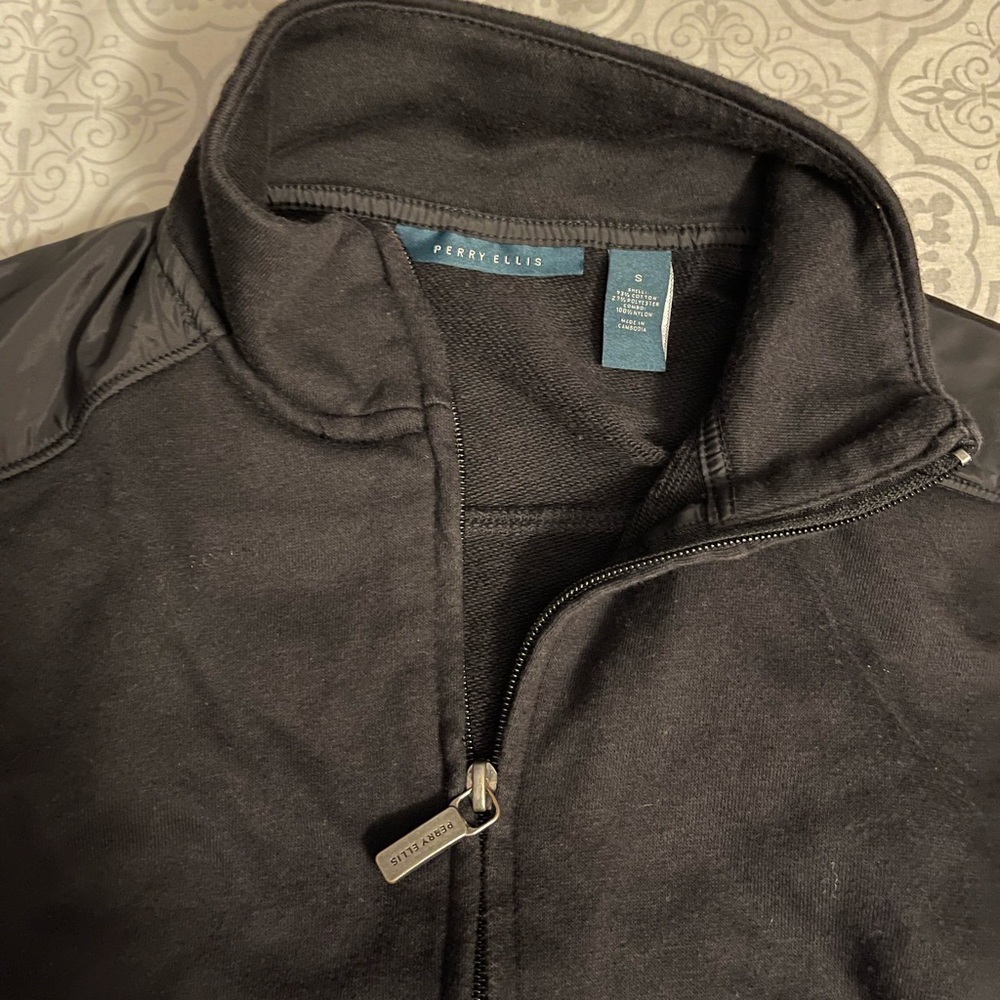 Perry Ellis Jacket - Picture 2 of 4